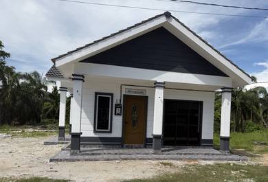 Lot Beserta Rumah 4 Blk utk diJual di Jln Lintang Bt 17 Jeram Selangor