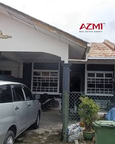 Single Storey Intermediate Terrace at Taman Hillside Matang