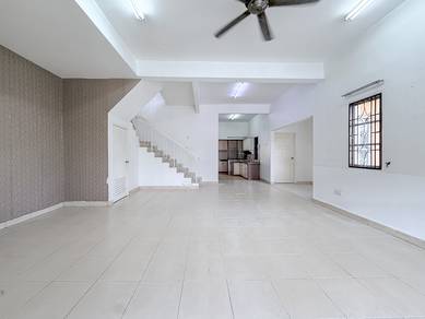 Teres 2 Tingkat Corner Impian Putra - 190m Surau + Full Reno + CCC