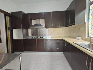Coastal tower - 2 Car park -Fully Reno -Corner unit -tanjung Bungah