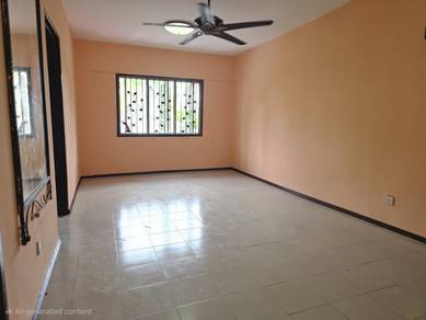 Corner Unit Flat PKNS Seksyen 7 Shah Alam