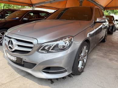 Mercedes Benz E250 AVANTGARDE (CKD) 2.0
