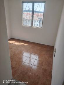 Klang Pelangi Court Apartment Clean and Newly Painted