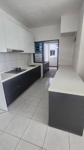 E-island Puchong Condo 3r2b Partial Furnished For Sale