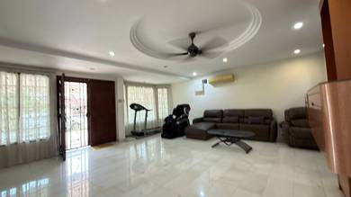 Free hold bukit puchong fully extend 22x75  for sale