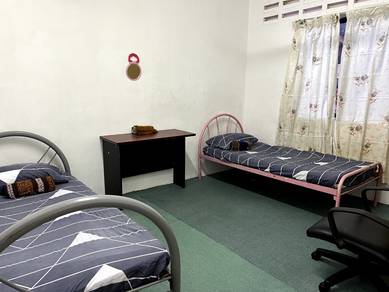 BILIK Sewa PEREMPUAN No Deposit Serkam Melaka