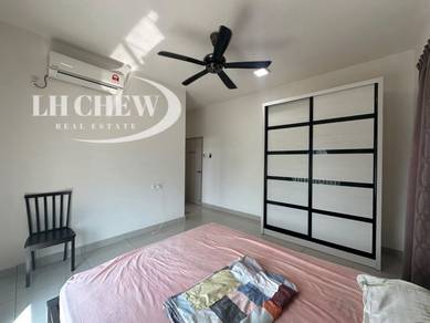 Gardens Ville 1270sf Renovated Partial Furnish @ Sungai Ara PISA