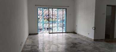 Sri kenanga Apartment second floor for rent