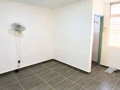 [ Ada Lif ] Apartment Seroja , Taman Putra Perdana , Puchong