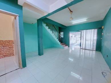 Rumah Teres 2 Tingkat Taman Jasmin, Senawang