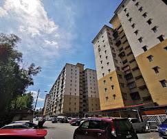 Desa Satu 3 Bedrooms Apartment for sale