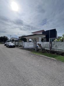Renovated Banglo single Paya Rumput Perdana