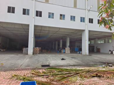 Bukit Serdang 1.5 Storey Warehouse 28k Sf For Rent