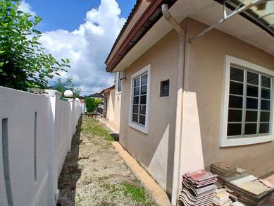 Rumah Banglo Dua Tingkat Luas Fully Furnished  di Taman Bangi Villa