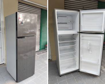 Toshiba Inverter Peti ais Fridge 390Liter