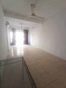FOR SALE.  LEVEL 1 !! Pangsapuri Puchong Permata 1