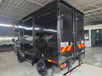 2026 Nissan SK82 1.8(M) 9 to 12 feet Luton Box OTR