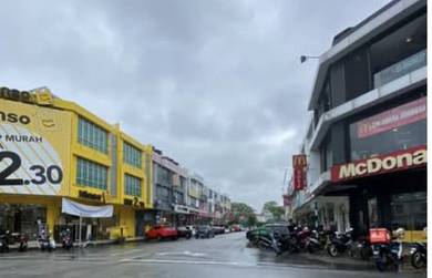 4 Storey Shop, Serdang Raya Utara, Seri kembangan