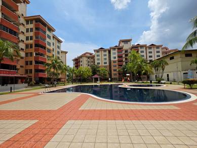 Villa Bestari 3room Corner Firework Balcony View @Nusa Bestari