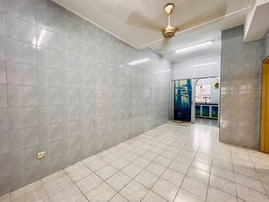 Bandar Putra Kulai Jalan Merbuk Single Storey Terrace House Extended