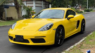 Rare Racing yellow 2021 Porsche 718 2.0 CAYMAN
