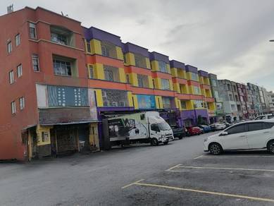 Bandar Puchong Utama 4 Storey Shop lot For Rent Facing LDP Highway
