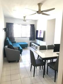 MIDDLE ROOM for Rent (Taman Kinrara Puchong)