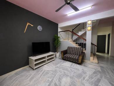 [[RENOVATED SUPER CHEAP]] 2 Storey Terrace House, Taman Velox, Rawang