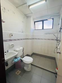 Full Loan Corner Unit Skudai Villa Apartment With Lift facing pool