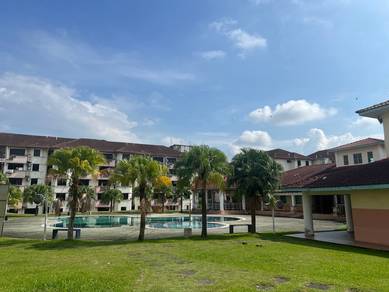 Full Loan Corner Unit Skudai Villa Apartment With Lift facing pool
