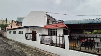DEKAT SURAU 💥 END LOT Seksyen 10 Shah Alam Double Storey