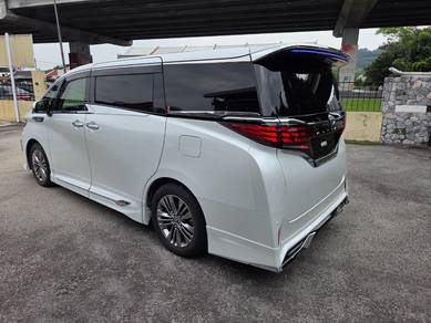 Toyota Alphard 2.5Z HUD, P/R, R/M, Modellista
