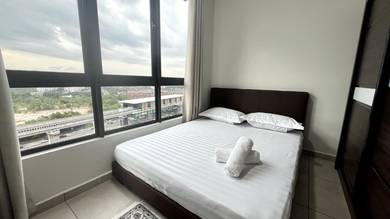METACITY 2 MEDIUM Bedroom FULLY FURNISHED 5mins Walk MRT Putra Permai