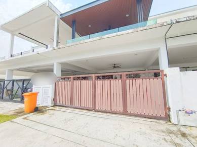 RENOVATED 🔥 FACING PLAYGROUND Terrace 2 Storey Suriaman 2B Sendayan