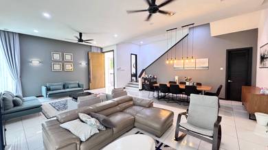 Beautiful Low Density Double Storey Semi Detached Alam Impian