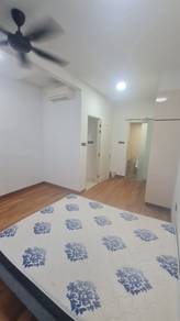 JB Tri Tower Master Room For Rent 3minute Walking Distance To CIQ RTS