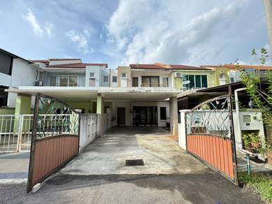 Puncak Alam Gem! Well-Maintained 22' x 70' Double-Storey Terrace |