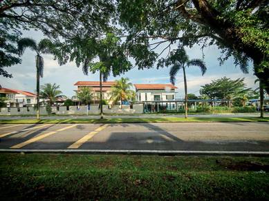 Kulai Kelapa Sawit Taman Scientex Double Storey Shoplot For Sale