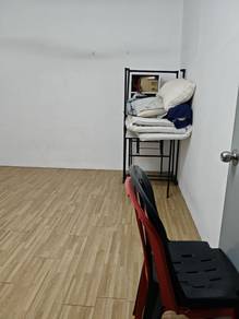 SS 1 PJ Room for rent , include utilities and wifi, no kitchen