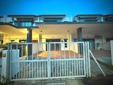 Rumah Teres 2 Tingkat Untuk Disewa