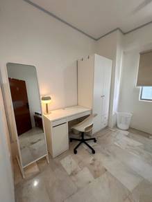 Fully Furnished IKEA Medium Room 🛌 High Floor 🏞 Bukit Pandan 2 Condo