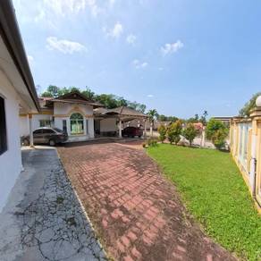 1.5 Storey Bungalow  Kg Sungai Pelong  Sungai Buloh