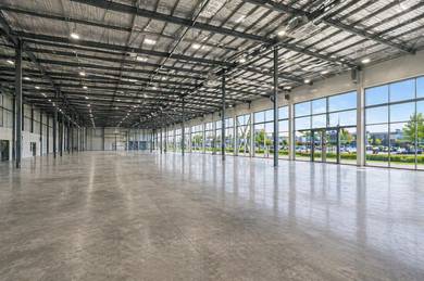 1.5 sty warehouse with office @ Chan sow lin, KL