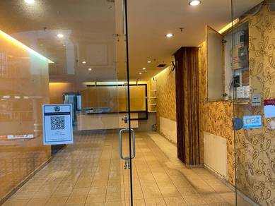 One Stop Midlands Park 1st floor shop lot to let