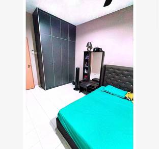 Selangor Puchong Leasehold 2-Storey Terraced House For Sale