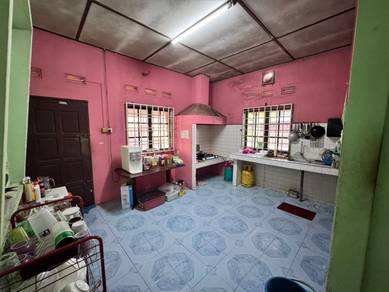 For sale kampung melayu majidee