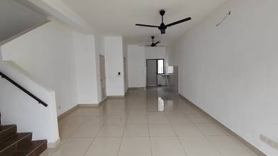 [Below Market] Rumah dijual Bandar Mahkota, Jalan Galaksi, Banting