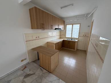 Subang Jaya – Good Year Court 3, USJ 7  Next to LRT