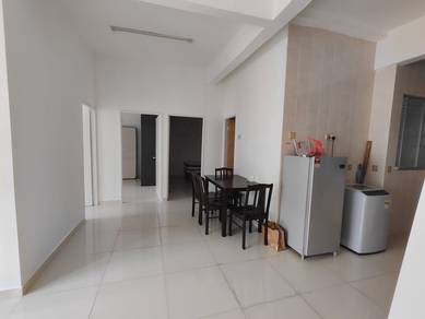 Sri Kristal Apartment 890sqft 3-Bedrooms Reno & P/Furnished 1-carpark