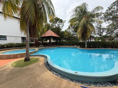 GATED 1.5 Storey Bungalow Ozana Villas Ayer Keroh With Swimming